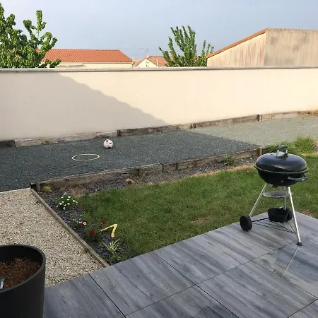 Maison De Plain-pied Au Calme *